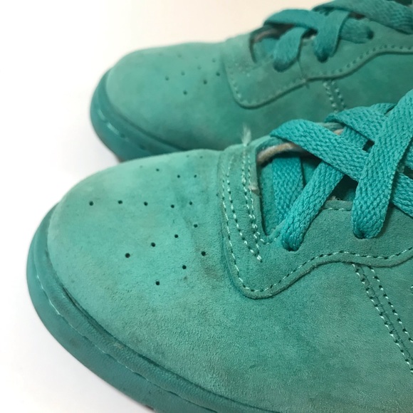 Suede Fila Original Fitness Aqua Lowtop Sneakers - Picture 11 of 15